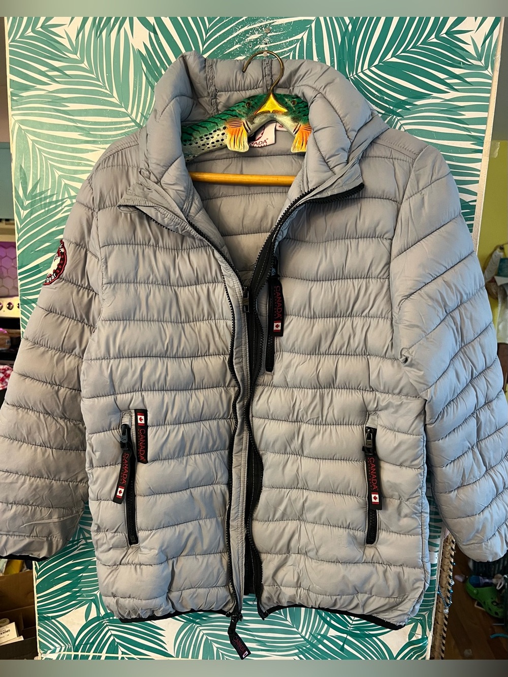 Canada Kids Lightweight Puffer Jacket - Light Gray Sz 14-16 Guc